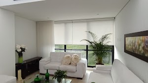 Cortinas y Enrollables Suramérica place picture